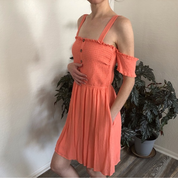 EUC Venus gauzy dress - Picture 2 of 5